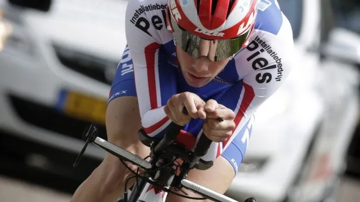 Lammertink nationaal kampioen tijdrijden beloften
