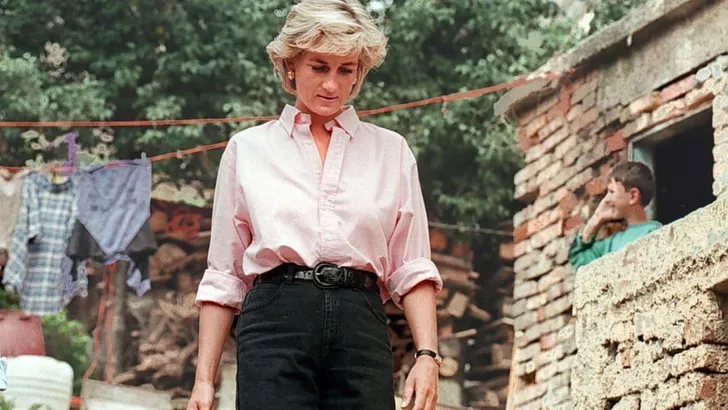 Populair kledingmerk Off-White heeft Lady Di als inspiratie voor lente/zomercollectie 2018