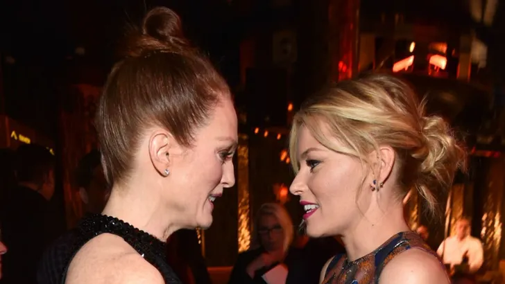 Julianne Moore vs. Elizabeth Banks