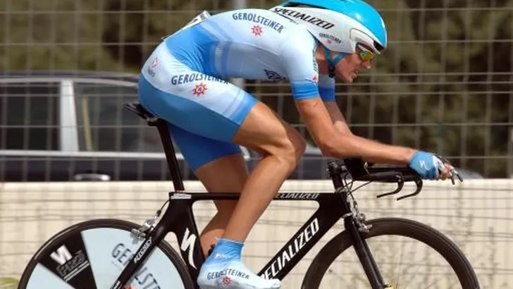 Tom Stamsnijder breekt enkel op trainingskamp