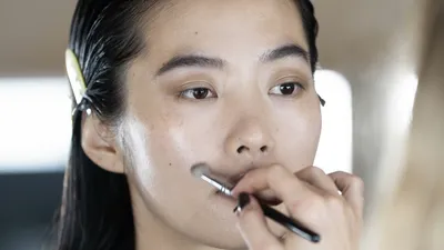 Vergeet glass skin: alles wat je moet weten over de nieuwe cloudglow