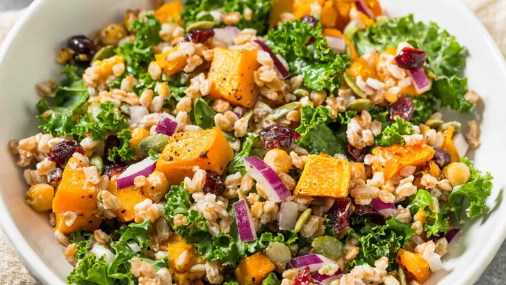 Salade met boerenkool