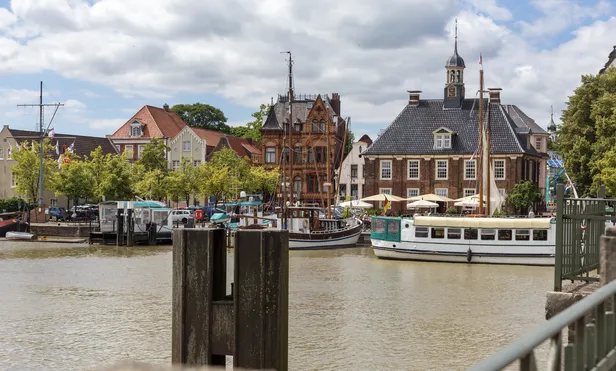 De museumhaven in Leer