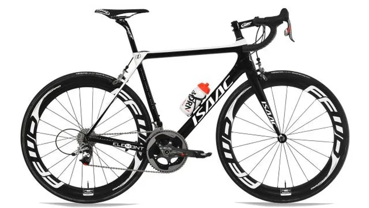 Isaac levert fietsen aan Roompot-Orange Cycling