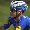 Kunststukje Remco Evenepoel in openingsetappe Ronde van Valencia