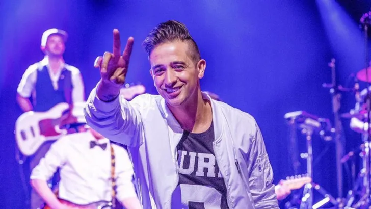 Zien: de schattige foto van Yes-R met zijn pasgeboren dochter