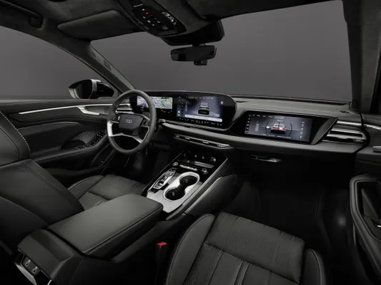 Het interieur van de A6 Allroad draait om digitale schermen, comfort en personalisatie.