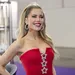 Sylvie Meis poseert in een elegante jurk en reflecteert op zelfliefde.
