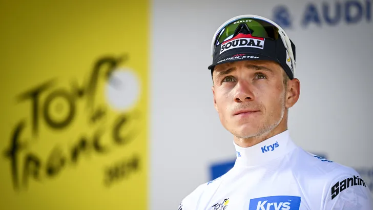 remco evenepoel in wit in tour de france 2024