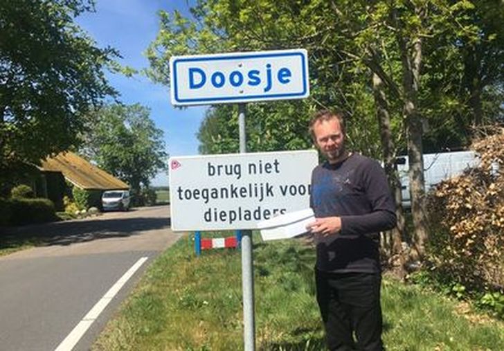 Jan de Plaatsnaam Man is terug met prachtige nieuwe foto's bij