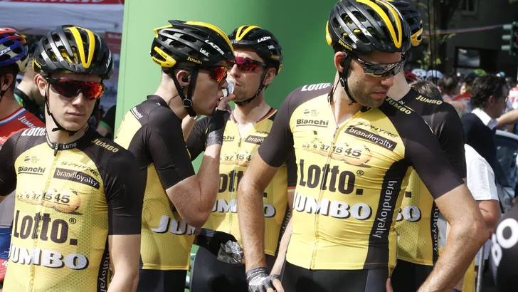 LottoNL-Jumbo rijdt Tour in aangepast tenue
