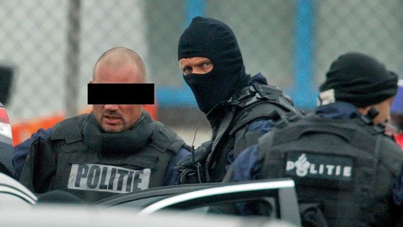 Top 15: De Meest Gezochte Criminelen Van Nederland | Revu