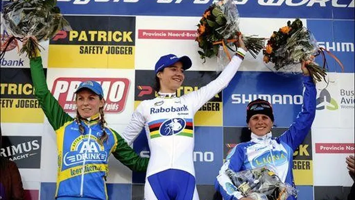 Hoogerheide: Vos wint, wereldbeker voor Van den Brand