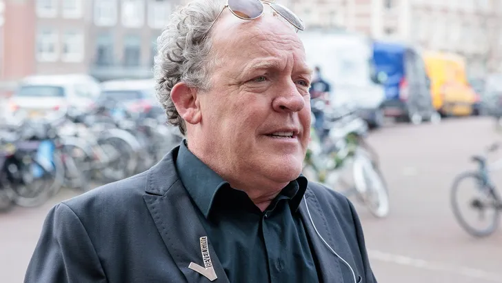 Cabaretier Bert Visscher heeft prostaatkanker, stelt voorstellingen uit