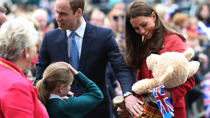 William and Kate unveil a plaque at the newly restored MacRosty Park