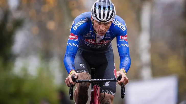 Wereldbeker Cyclocross Race in Hulst 2022 men elite