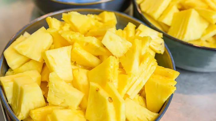Drang naar zoet na het eten? Deze verrassende ananas-truc kan helpen