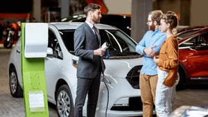 Tweedehands elektrische auto kopen? Vanaf 2027 maakt de EU een einde aan je grootste nachtmerrie