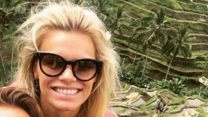 FOTO'S: Nicolette van Dam geniet met gezin op Bali