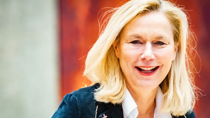 Kaag knijpt ertussenuit: vliegt weg van Algemene Politieke Beschouwingen