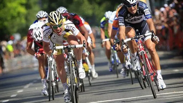 Cavendish pakt zege in Californië; Boonen valt
