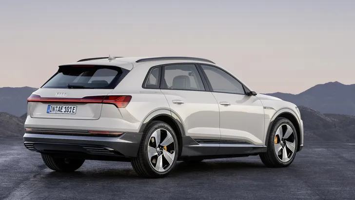 Audi e-tron elektries