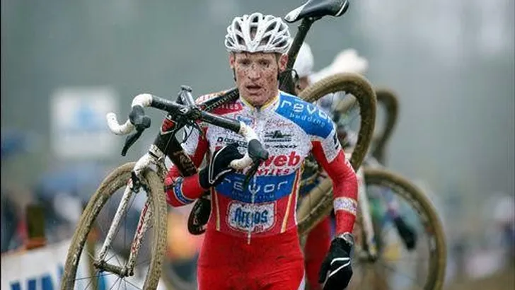 Vantornout de beste in stormachtig Gieten