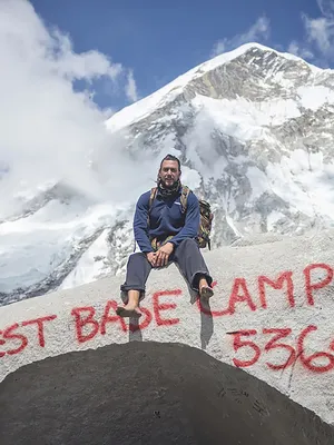 Anton ‘The Barefoot Dutchman’ loopt wereldrecord voor goed doel