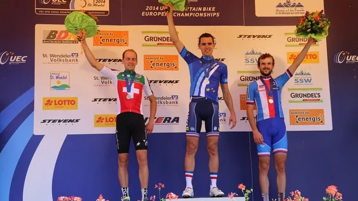 Absalon prolongeert titel, Beemer 35e