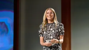 Wow: Gwyneth Paltrow heeft een beachbody waar je 'u' tegen zegt