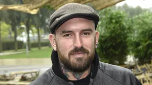 Ben Saunders: 'Is Roel van Velzen nog coach?'