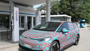 Volkswagen onderzoekt felle ID3-brand Groningen