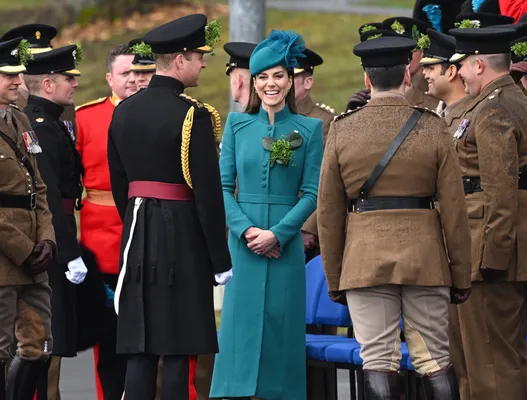 Kate Middleton in tweed of wol