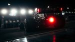 Mercedes F1-wagen trapt Kerstshow af met flyby op donker Silverstone 