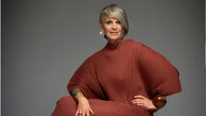 Suzanne Bosman op haar 60e opnieuw de collegebanken ingegaan: 'Ik krijg zelfs huiswerk mee. Dat is genieten'