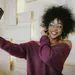 Vrouw die selfie maakt. – Zoveel foto's maken we gemiddeld