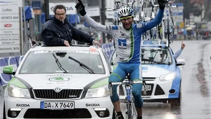 Tsjech Barta soleert naar winst in Rund um Köln