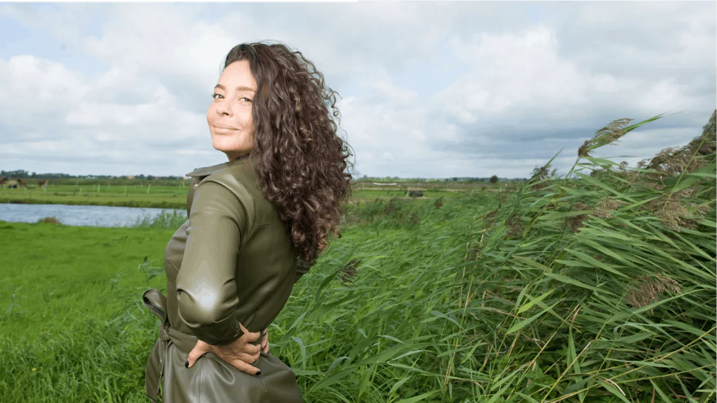 Fajah Lourens: 'Naast mij is het moeilijk om man te blijven'