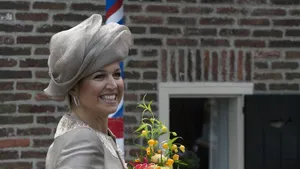 Hierdoor waaien de hoeden van Máxima nooit af