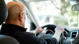 Je autopremie daalt jarenlang, tot je deze leeftijd bereikt