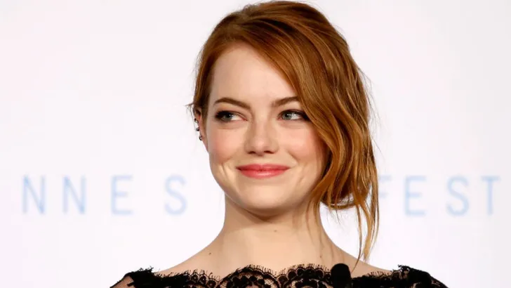5 looks van Emma Stone