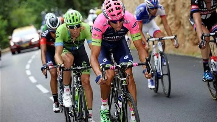 TOUR: PLAZA WINT, SAGAN WEER TWEEDE