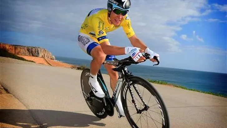 Kwiatkowski wint ook de tijdrit