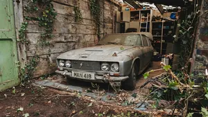 Unieke Jensen FF komt na dertig jaar stilstand tevoorschijn uit schuur en blijkt nog volledig origineel