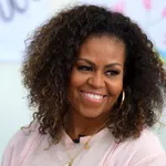 Michelle Obama komt op voor Ellen DeGeneres na gedoe over vriendschap Bush 