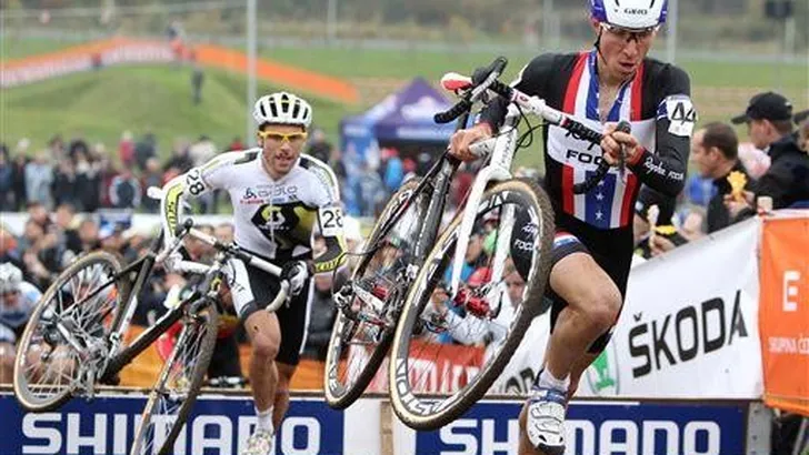 Powers beleeft prima weekend in eigen land