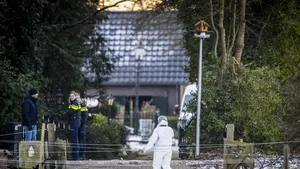 Nabestaanden dubbele moord Weiteveen stellen politie aansprakelijk: 'Fatale nalatigheid'
