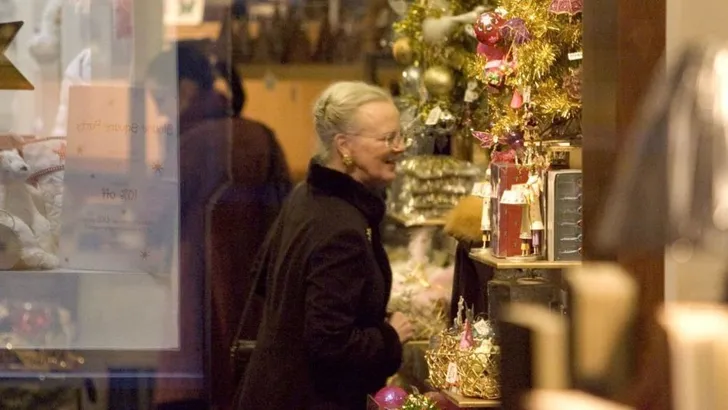 Wat kocht koningin Margrethe op de kerstmarkt?