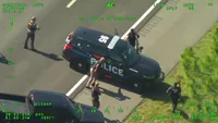 GTA, maar dan in het echt: Amerikaan jat twee politieauto's