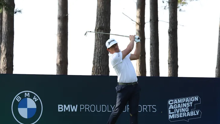 Darius van Driel staat er na 36 holes goed voor in Engeland